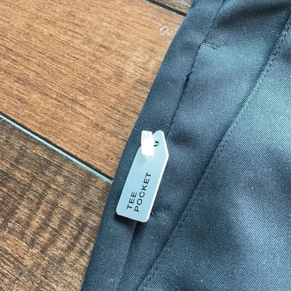 Dockers Golf relaxed fit flat Front golf pants, black. Men’s size 36 X 34 NWT - Picture 6 of 11